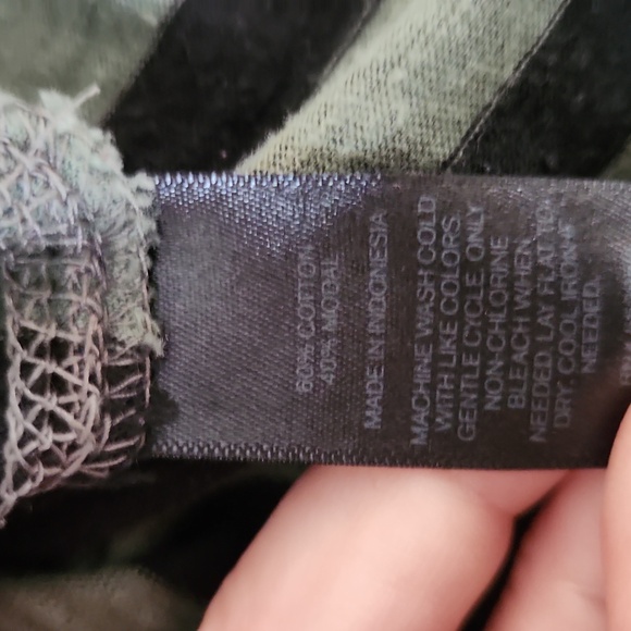 Express $5 - Picture 4 of 7